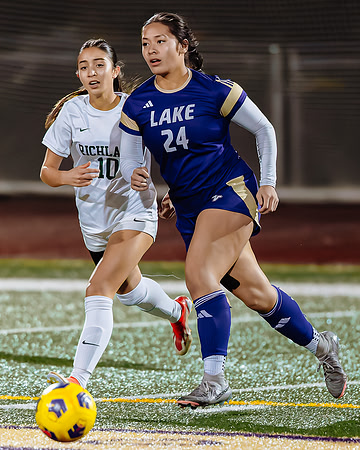 11-13-24 Richland at Lake Stevens Girls Soccer Playoff_1905-091