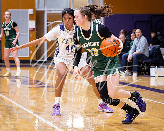 202-02-18 Redmond at Lake Stevens Girls BB Playoff_6224-20250218-DxO_DeepPRIME XD2s