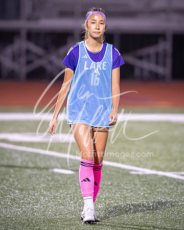 2026-10-13_glacier_peak_vs_Lake_Stevens_girls_soccer_0853-31