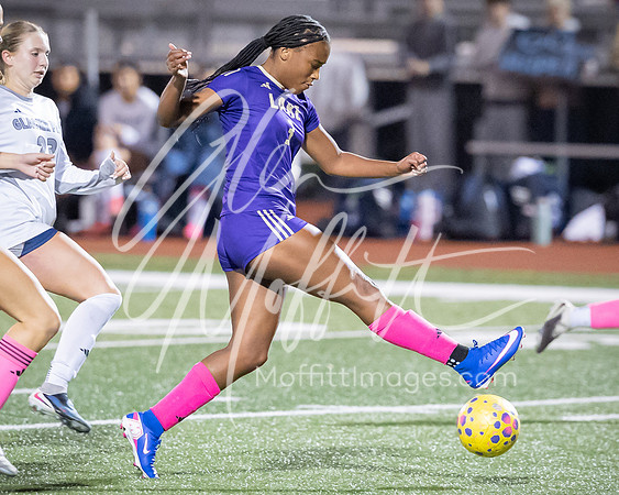 2026-10-13_glacier_peak_vs_Lake_Stevens_girls_soccer_2955-168