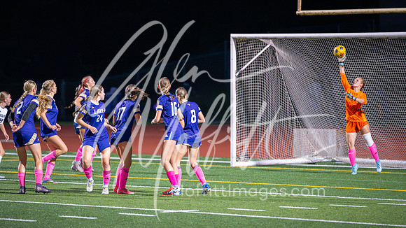 2026-10-13_glacier_peak_vs_Lake_Stevens_girls_soccer_0170-9