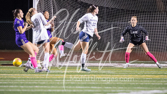 2026-10-13_glacier_peak_vs_Lake_Stevens_girls_soccer_1748-106