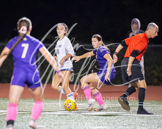 2026-10-13_glacier_peak_vs_Lake_Stevens_girls_soccer_2041-115