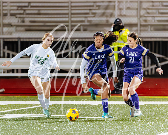 11-13-24 Richland at Lake Stevens Girls Soccer Playoff_3201-026