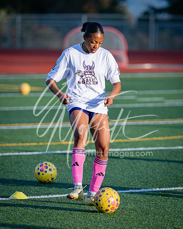 10.06.26 wenatchee at Lk Stevens var Girls Soccer-3