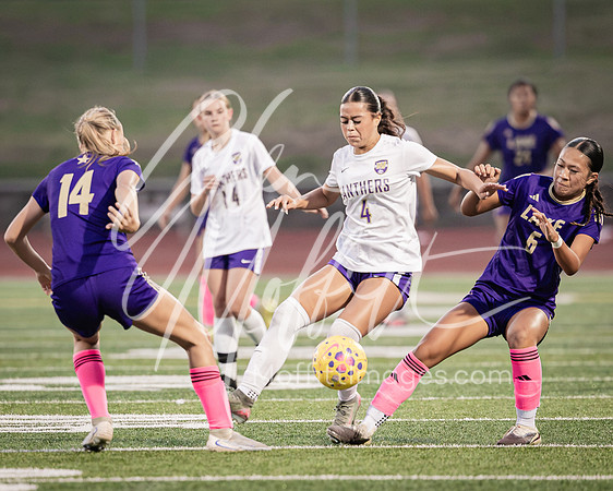10.06.26 wenatchee at Lk Stevens var Girls Soccer-108