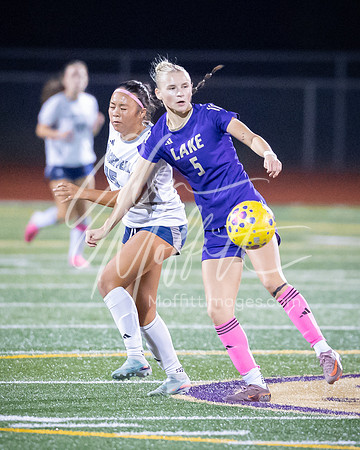 2026-10-13_glacier_peak_vs_Lake_Stevens_girls_soccer_2334-138
