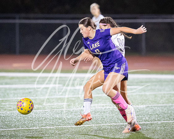2026-10-13_glacier_peak_vs_Lake_Stevens_girls_soccer_2234-131