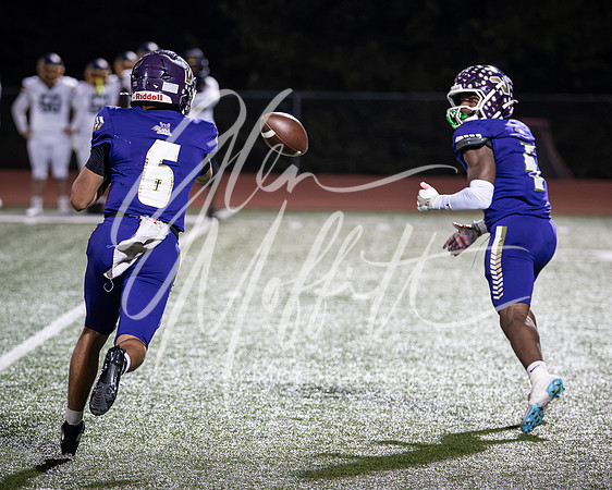 2026-10-16_mariner_vs_Lake_Stevens_football_1092