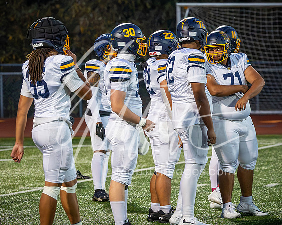 2026-10-16_mariner_vs_Lake_Stevens_football_0981