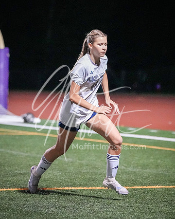 2026-10-13_glacier_peak_vs_Lake_Stevens_girls_soccer_3699-72