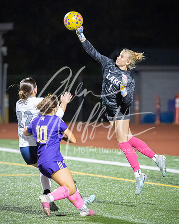 2026-10-13_glacier_peak_vs_Lake_Stevens_girls_soccer_2096-120