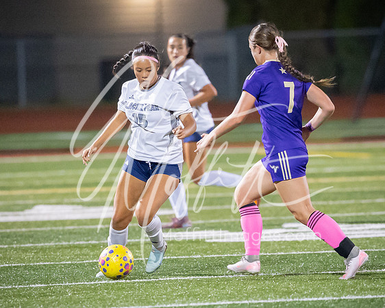 2026-10-13_glacier_peak_vs_Lake_Stevens_girls_soccer_2212-126