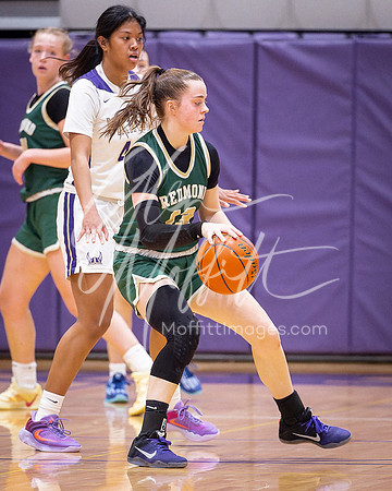202-02-18 Redmond at Lake Stevens Girls BB Playoff_4627-20250218-DxO_DeepPRIME XD2s