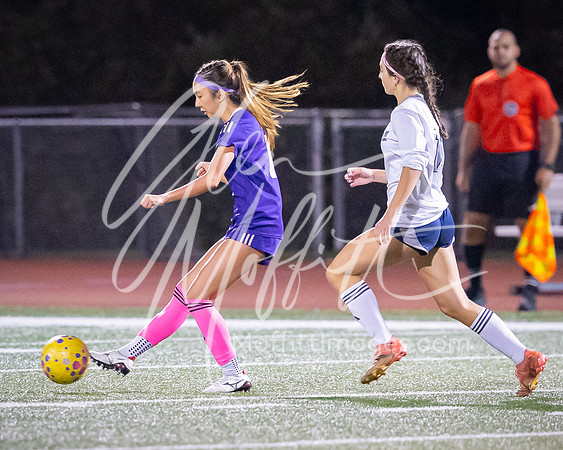 2026-10-13_glacier_peak_vs_Lake_Stevens_girls_soccer_1207-69