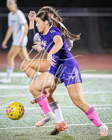 2026-10-13_glacier_peak_vs_Lake_Stevens_girls_soccer_2232-130