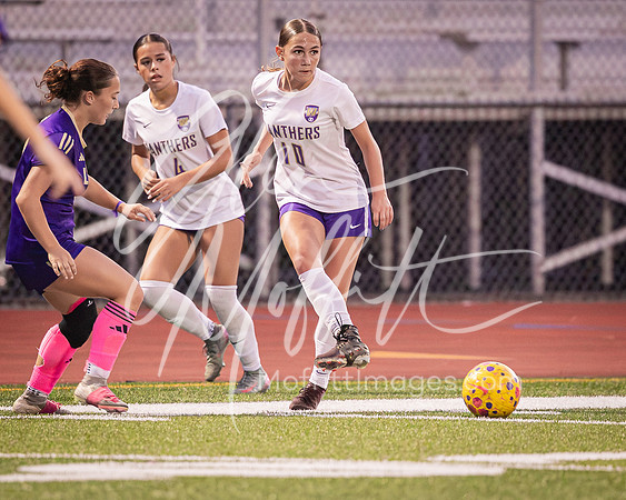 10.06.26 wenatchee at Lk Stevens var Girls Soccer-115