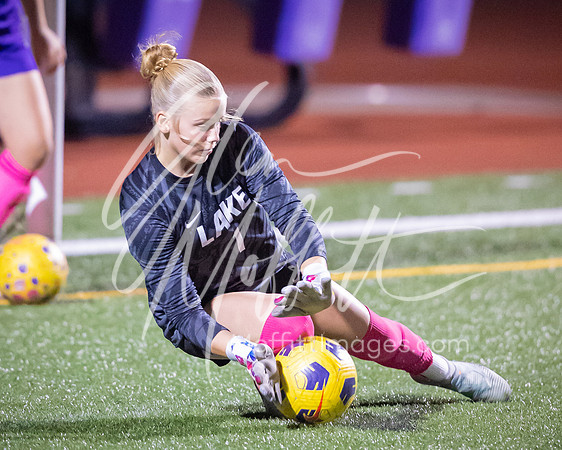 2026-10-13_glacier_peak_vs_Lake_Stevens_girls_soccer_0878-33