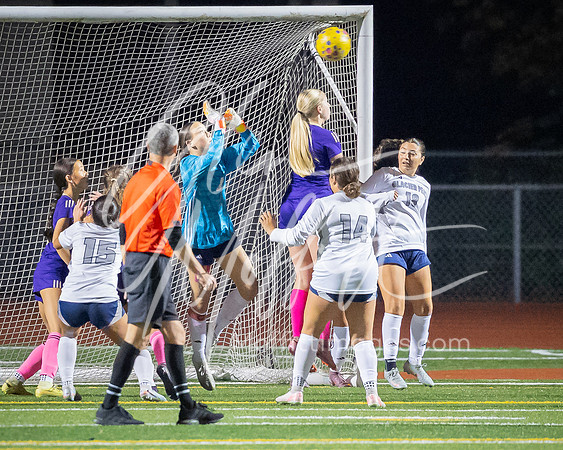 2026-10-13_glacier_peak_vs_Lake_Stevens_girls_soccer_3100-171