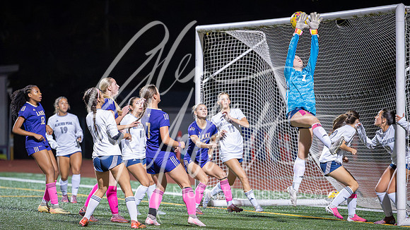 2026-10-13_glacier_peak_vs_Lake_Stevens_girls_soccer_0364-62