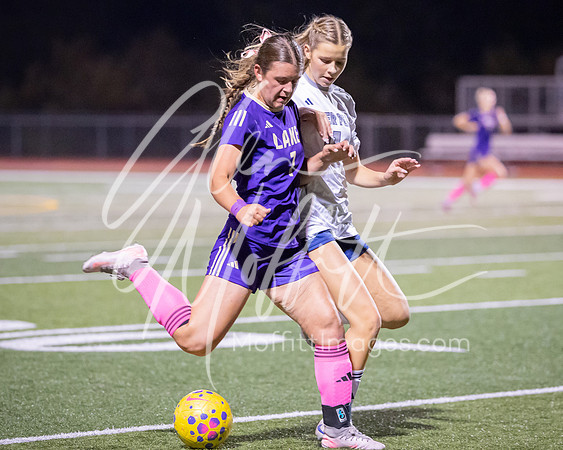 2026-10-13_glacier_peak_vs_Lake_Stevens_girls_soccer_1257-79