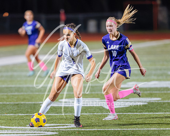 2024-10-22 Kamiak at LS Grls Var Soccer_1100-CR3