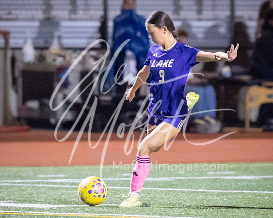 2026-10-13_glacier_peak_vs_Lake_Stevens_girls_soccer_1814-107