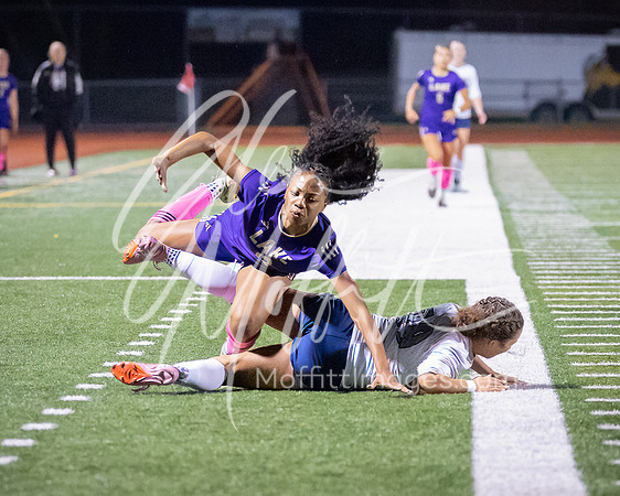 2026-10-13_glacier_peak_vs_Lake_Stevens_girls_soccer_1469-Edit-90
