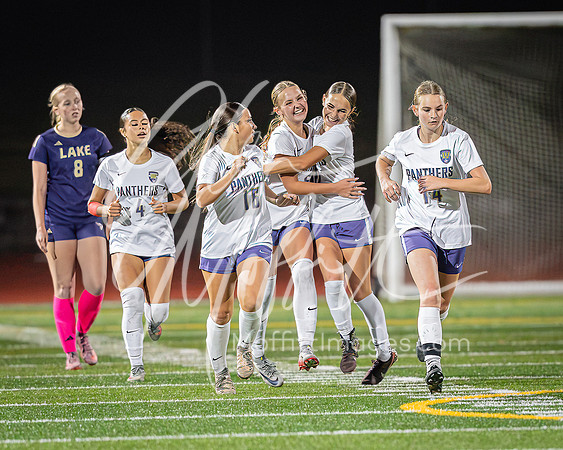 10.06.26 wenatchee at Lk Stevens var Girls Soccer-141