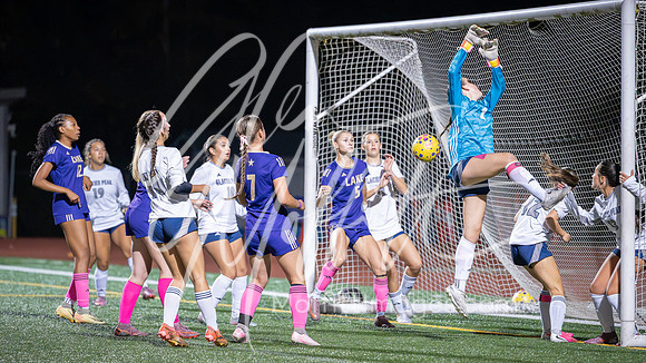 2026-10-13_glacier_peak_vs_Lake_Stevens_girls_soccer_0367-63