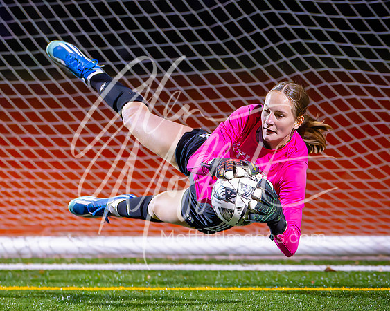 11-06-24 Skyline at LS Grls Soccer Playoff_0158-Edit