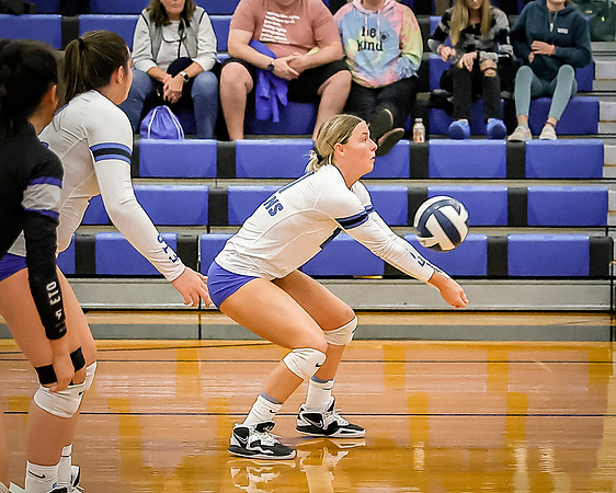09.23.22 Bellevue at Edmonds CC Var VB gdm-5220