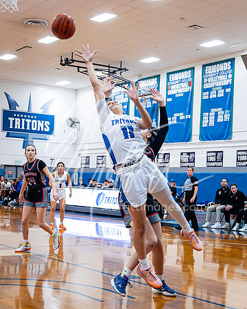 Everett CC at Edmonds C womens BB 02-07-2024-47