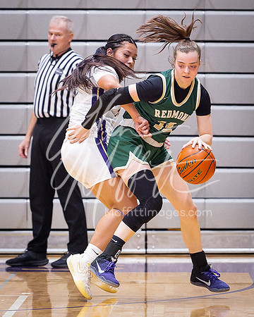 202-02-18 Redmond at Lake Stevens Girls BB Playoff_4731-20250218-DxO_DeepPRIME XD2s