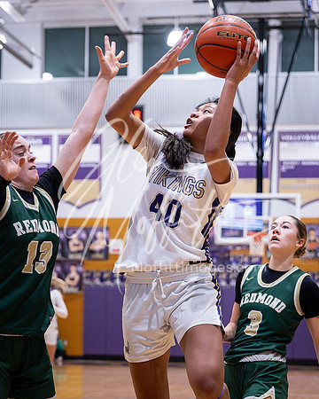 202-02-18 Redmond at Lake Stevens Girls BB Playoff_1458-20250218-DxO_DeepPRIME XD2s