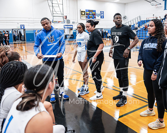 Everett CC at Edmonds C womens BB 02-07-2024-135