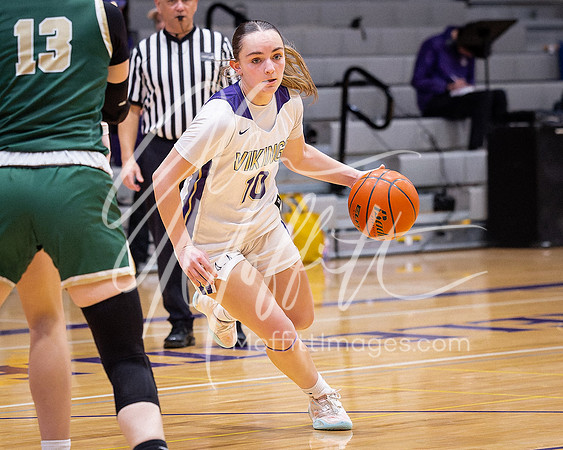 202-02-18 Redmond at Lake Stevens Girls BB Playoff_3991-20250218-DxO_DeepPRIME XD2s