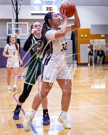 202-02-18 Redmond at Lake Stevens Girls BB Playoff_6017-20250218-DxO_DeepPRIME XD2s