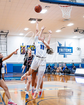 Everett CC at Edmonds C womens BB 02-07-2024-59