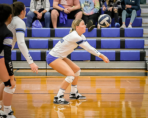 09.23.22 Bellevue at Edmonds CC Var VB gdm-5221