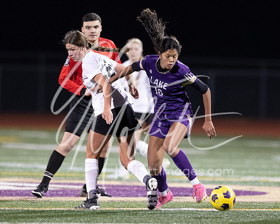 vnn_20231031_Jack_at_LS_Var_Grls_Socc_0661-Edit