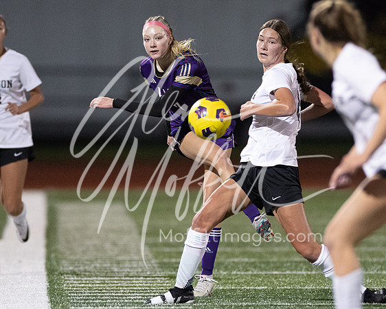 vnn_20231031_Jack_at_LS_Var_Grls_Socc_0753-Edit