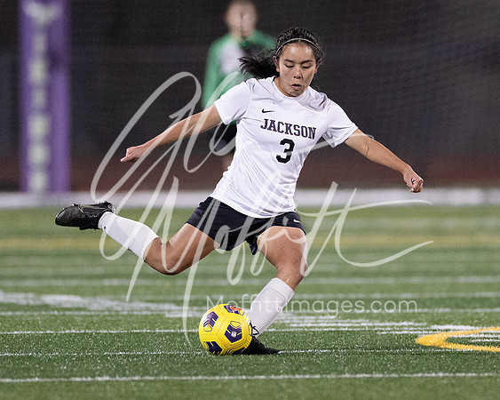 vnn_20231031_Jack_at_LS_Var_Grls_Socc_1640-Edit