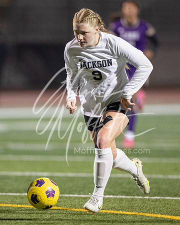 vnn_20231031_Jack_at_LS_Var_Grls_Socc_1915-Edit