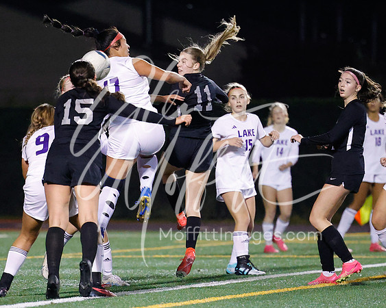 vnn_20231102_LS_at_Kamiak_Var_Grls_Socc_0539