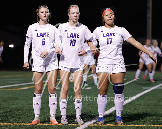 vnn_20231102_LS_at_Kamiak_Var_Grls_Socc_0509
