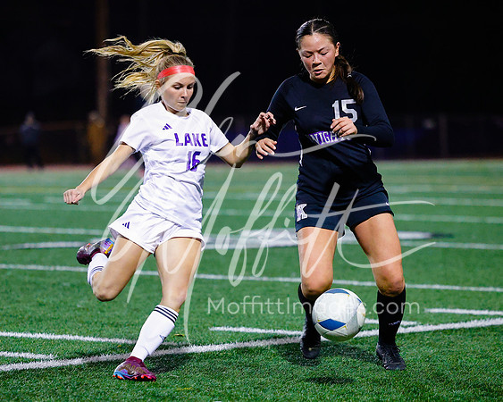 vnn_20231102_LS_at_Kamiak_Var_Grls_Socc_0592
