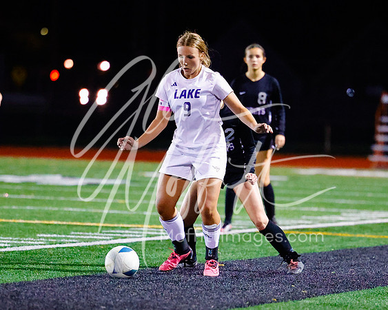vnn_20231102_LS_at_Kamiak_Var_Grls_Socc_0604
