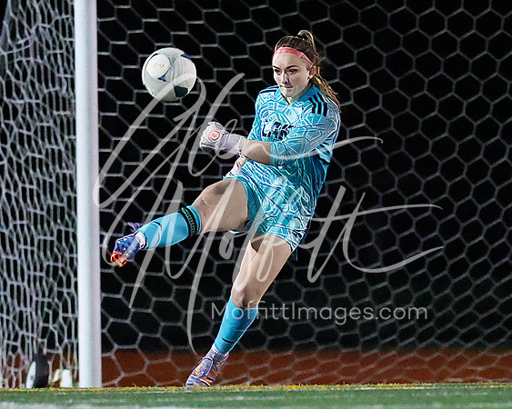 vnn_20231102_LS_at_Kamiak_Var_Grls_Socc_1036-Edit