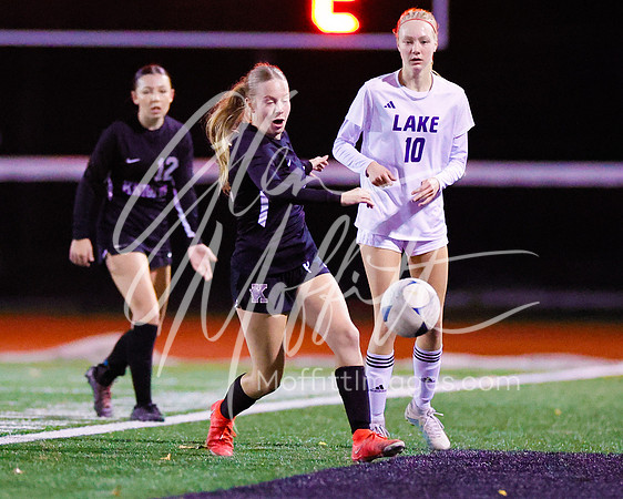 vnn_20231102_LS_at_Kamiak_Var_Grls_Socc_2094